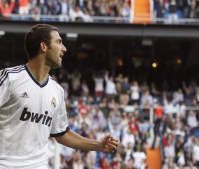 开云体育-福登末节接管比赛，秘鲁冲垮智利，当接管成为一场集体幻觉