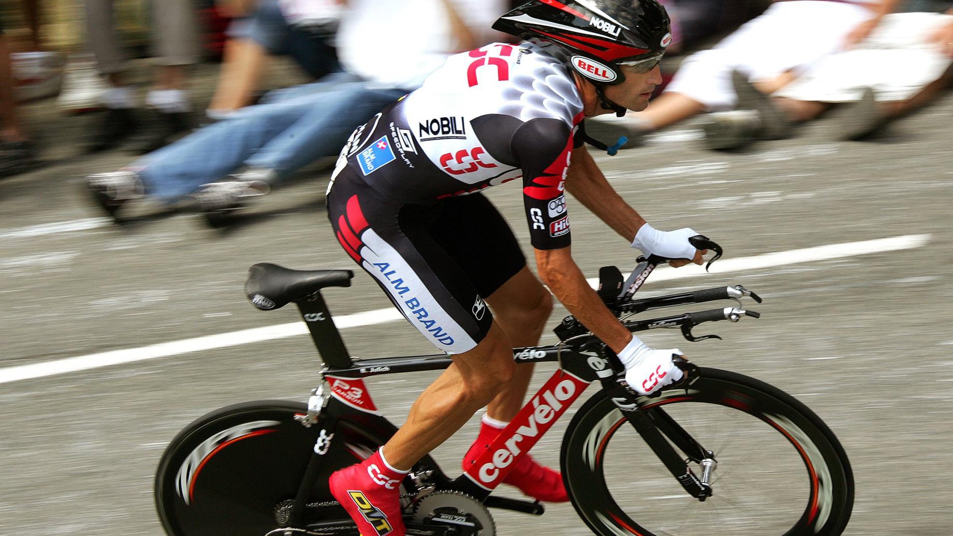 世界排名争夺战焦点战，芬兰单节拉开冰岛，小国篮球的生存法则